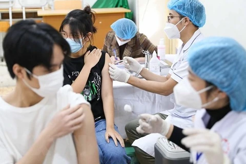 Ciudad Ho Chi Minh por ampliar cobertura de vacunas antiCOVID-19 para niños
