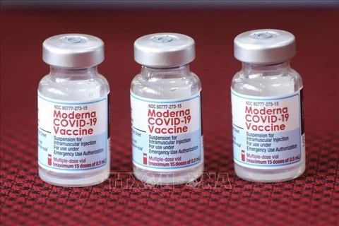 Administrarán segunda dosis de vacunas antiCOVID-19 de Moderna para niños en septiembre