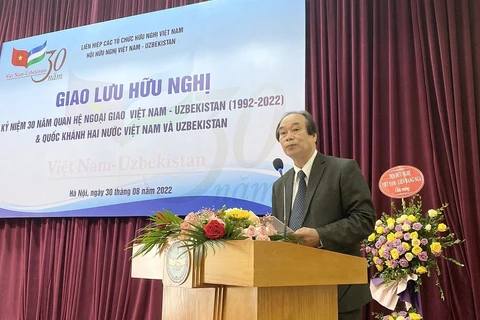 Celebran intercambio de amistad en saludo al 30 aniversario de relaciones diplomáticas Vietnam-Uzbekistán