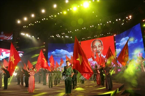 Localidades vietnamitas conmemoran Día Nacional con numerosas actividades