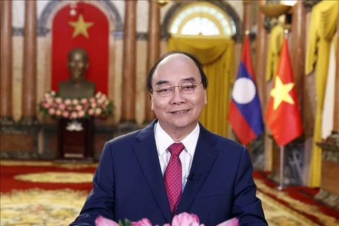 Presidente de Vietnam confía en desarrollo constante de nexos con Laos 