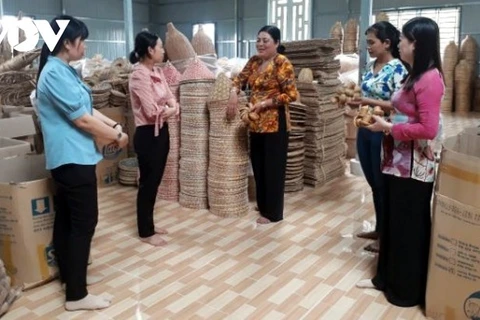La tejeduría tradicional de bambú y ratán de la etnia Jemer y sus oportunidades de desarrollo