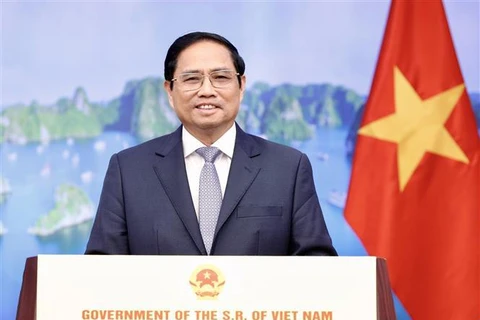Premier vietnamita pronuncia discurso en Foro Económico Oriental