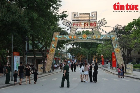 Celebran en Hanoi actividades en ocasión de Fiesta de Medio Otoño