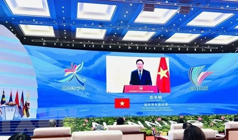 Vietnam participa en Exposición y Cumbre de negocios ASEAN-China
