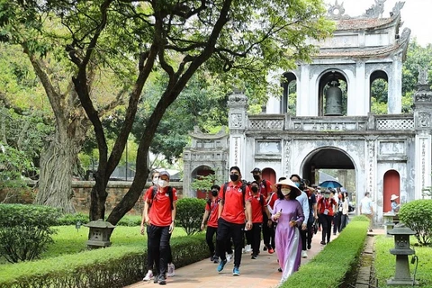 Número de turistas extranjeros en Hanoi prevé aumentar 18 por ciento en septiembre