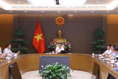 Vicepremier vietnamita pide garantizar suministro de medicamentos con precios razonables 