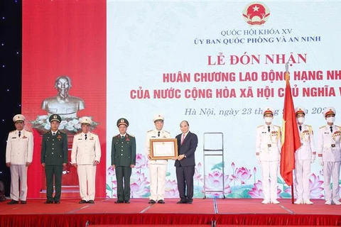 Destacan logros de Comisión de Defensa y Seguridad del Parlamento vietnamita