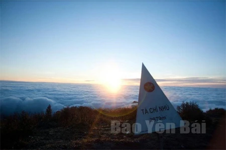 Yen Bai lanza recorridos para conquistar dos de las montañas más altas de Vietnam