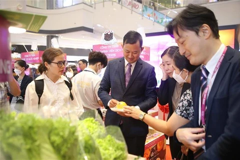 Promueven productos vietnamitas en sistema japonés de supermercados 