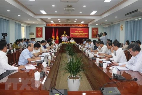 Premier vietnamita insta a corregir deficiencias en el trabajo anticorrupción