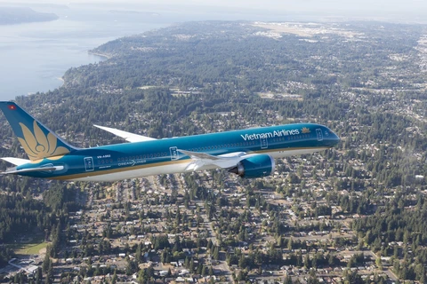 Vietnam Airlines aterriza con emergencia para salvar a pasajero