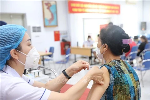 Reporta Vietnam más de 700 casos nuevos de COVID-19