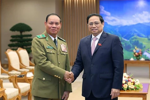 Defensa y seguridad, pilar importante en relaciones Vietnam – Laos