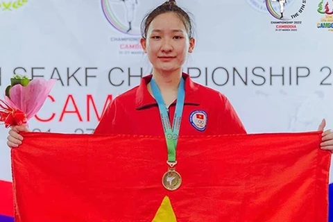 Jóvenes atletas de kárate de Vietnam competirán por títulos mundiales
