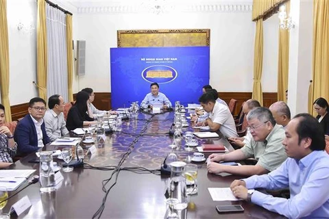 Organizan coloquio sobre implementación de diplomacia digital de Vietnam