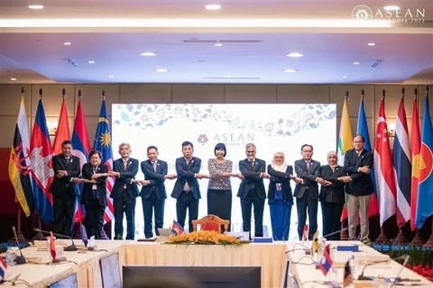 Celebran reunión preparatoria para las cumbres de la ASEAN