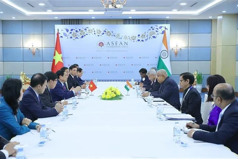 Premier vietnamita se entrevista con vicepresidente de la India