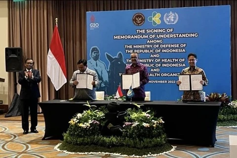 Indonesia y OMS firman acuerdo para establecer centro de capacitación multilateral