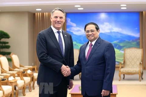 Premier vietnamita recibe a vicepremier y ministro de Defensa de Australia 