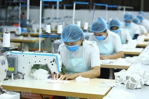 Vietnam promueve exportaciones de confecciones textiles, cuero y calzado a Australia