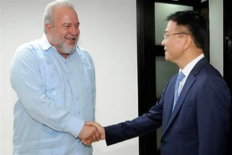 Vietnam y Cuba apuestan por llevar nexos jurídicos a peldaños superiores 