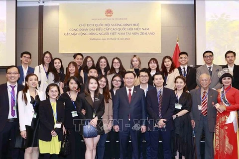 Dirigente legislativo vietnamita se reúne con comunidad de connacionales en Nueva Zelanda