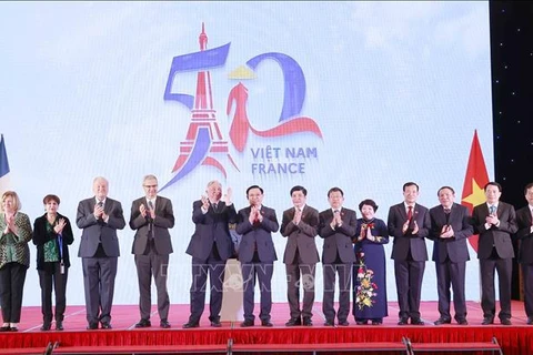 Lanzan actividades conmemorativas por 50 años de relaciones diplomáticas Vietnam - Francia