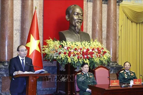 Presidente vietnamita alaba méritos de veteranos de División 341