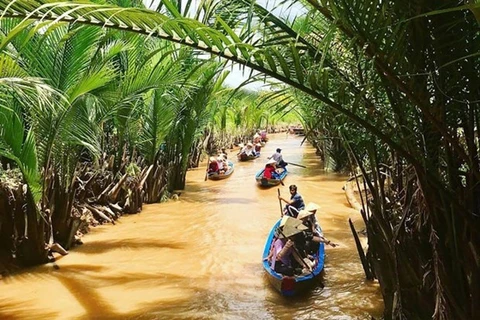 Provincia deltaica vietnamita aprovecha ventajas para desarrollar el turismo 