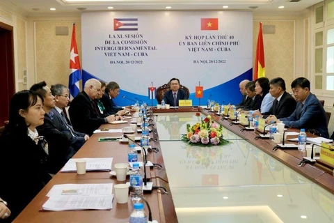Vietnam y Cuba fomentan cooperación en campos prioritarios 