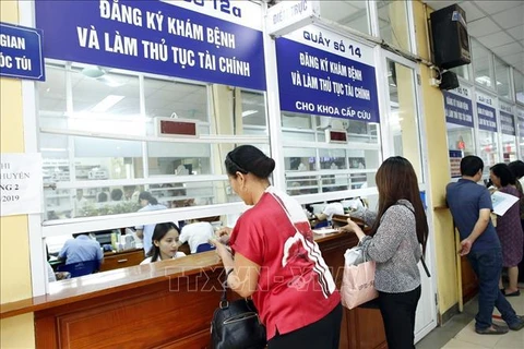 Más de 4,8 millones de vietnamitas pueden usar identificación ciudadana para tratamiento médico 