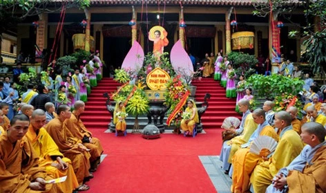 Vietnam siempre crea condiciones favorables a actividades religiosas