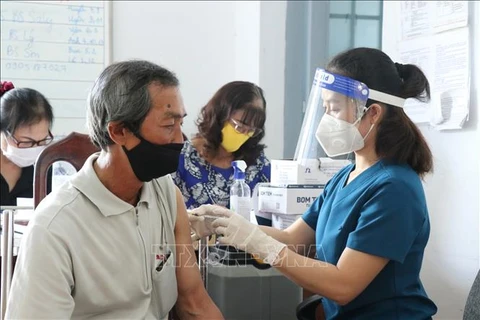 Vietnam registra 132 nuevos casos de COVID-19