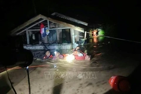 Ascienden a 25 muertos por inundaciones en Filipinas 