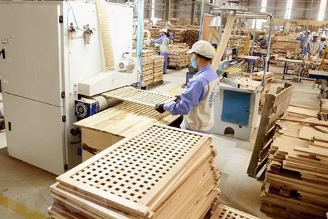 Exportaciones de productos madereros vietnamitas alcanzarán 18 mil millones de dólares