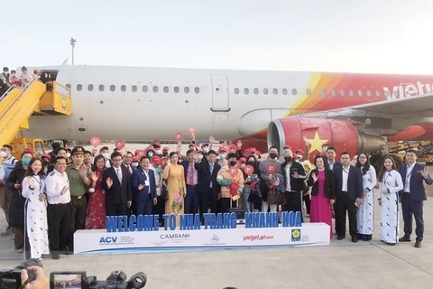 Provincia vietnamita recibe a primer grupo de viajeros chinos en 2023