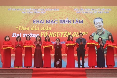 Inauguran exposición en honor al General Vo Nguyen Giap 