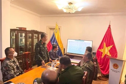 Presentan políticas exteriores y de defensa de Vietnam en Venezuela