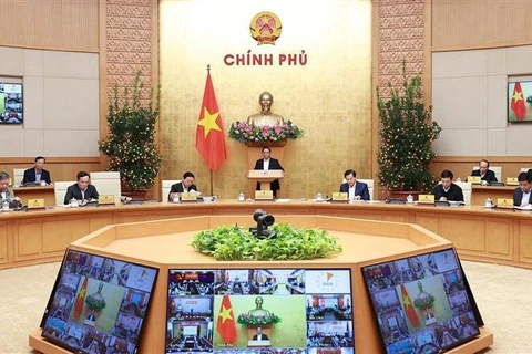 Premier vietnamita insta a mantener estabilidad macroeconómica