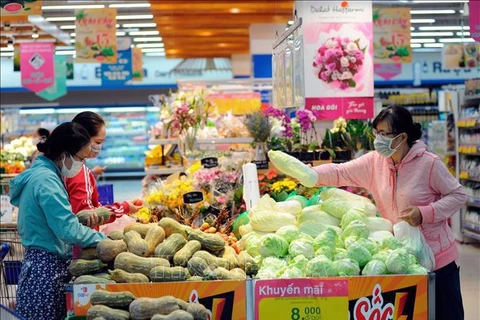 Mercado de ventas minoristas de Vietnam alcanzará 350 mil millones de dólares en 2025