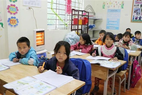 Alemania dona purificadores de agua a escuelas en zonas apartadas de Vietnam
