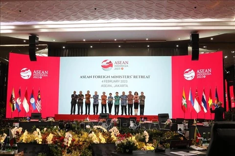 Concluye Reunión restringida de Ministros de Relaciones Exteriores de la ASEAN