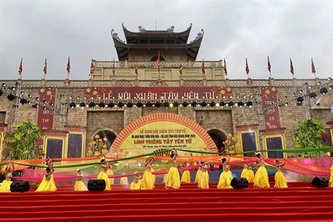 Concluye Festival de Primavera Tay Yen Tu en provincia vietnamita