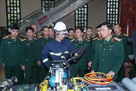 Militares vietnamitas determinados a cumplir misiones internacionales