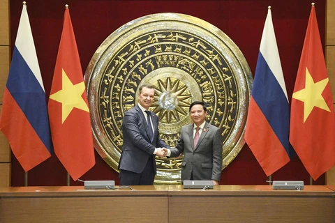 Promueven Vietnam y Rusia cooperación parlamentaria