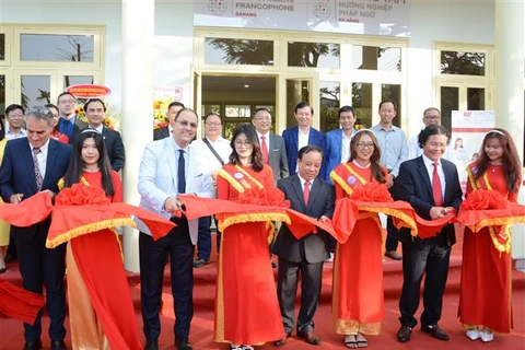 Abren otro centro francés de empleabilidad en ciudad vietnamita de Da Nang