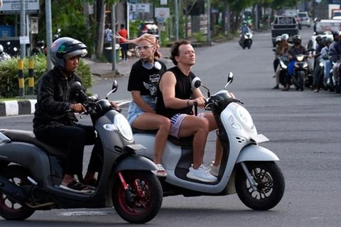 Indonesia: Bali prohibirá a turistas extranjeros alquilar motos