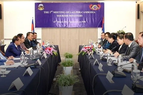 Camboya y Laos firman MoU para mejorar lazos en turismo