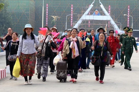 Provincia de Lao Cai recibe a los primeros turistas chinos después de tres años